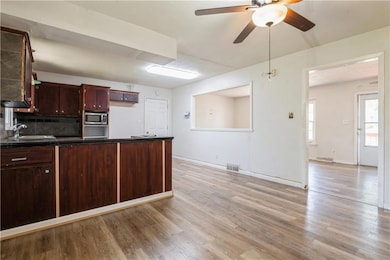 5431 Switzer Rd, Shawnee, KS 66203 - photo 7