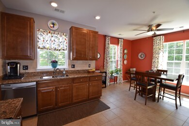 8611 Wintergreen Ct unit 206, Odenton, MD 21113 - photo 4