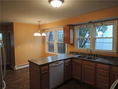 26 Hoppin Rd, Newport, RI 02840 - photo 3