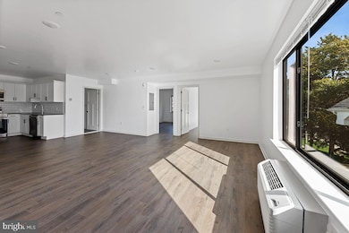 404 Fountain St unit 214, Philadelphia, PA 19128 - photo 5