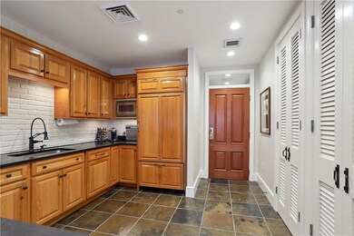 625 St Charles Ave unit 10 C, New Orleans, LA 70130 - photo 4