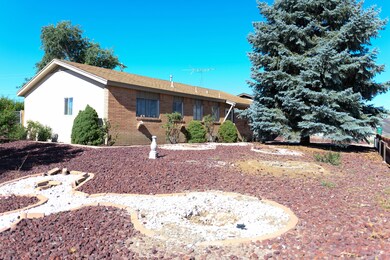 3801 Windsor Dr, Farmington, NM 87402 - photo 2