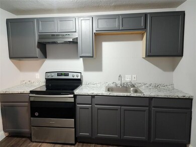 201 Russell St unit C, Fort Worth, TX 76108 - photo 3