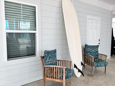 82-4935B8CE-3C6D-476F-B3BF-81A316D14B61