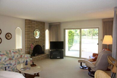 Family room with views - 1 - 5790-B