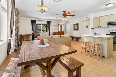 2128 Forest Park Rd, Overgaard (5)