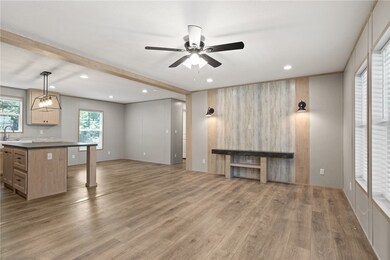 717 Central St, Iva, SC 29655 - photo 6