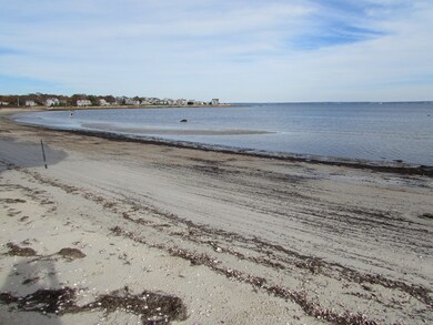 35 Cove St unit WINTER, Mattapoisett, MA 02739 - photo 4