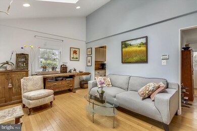 10613 Saint Paul St, Kensington, MD 20895 - photo 4