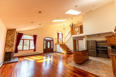 3607 Shallow Brook Dr, Bloomfield Hills, MI 48302 - photo 7