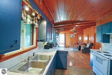 121 Haddix Blvd, Barryton, MI 49305 - photo 6