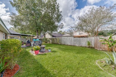 1576 Glen View St-45