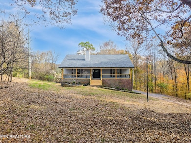 9601 Cannon Ln, Strawberry Plains, TN 37871 - photo 2