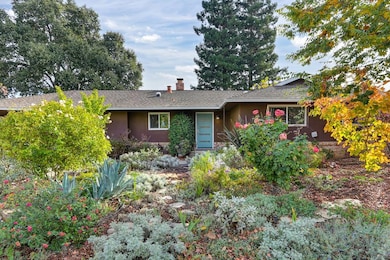 5855 Annrud Way, Sacramento, CA 95822 - photo 3