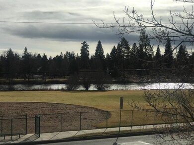 1363 NW Harmon Blvd, Bend, OR 97701 - photo 2