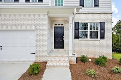 7962 Centera Ct, Lithia Springs, GA 30122 - photo 2