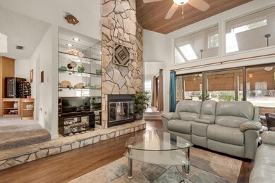 19 Balmoral Dr_20230208_039