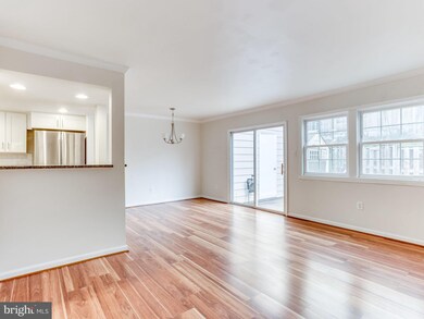 12149 Dove Cir, Laurel, MD 20708 - photo 6