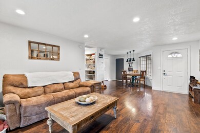 1292 Glengrove Ave, Central Point, OR 97502 - photo 7