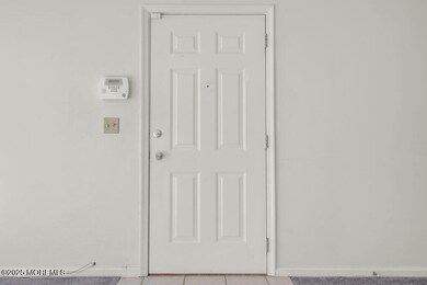 25 Jockey Ln unit 73, Tinton Falls, NJ 07753 - photo 5