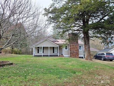 811 Sulphur Springs Rd, Hiddenite, NC 28636 - photo 5