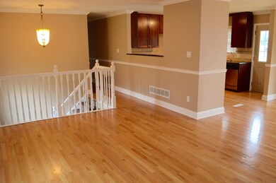 2725 Cardinal Dr, East Chicago, IN 46312 - photo 2