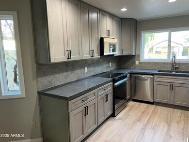 2240 E Flossmoor Ave, Mesa, AZ 85204 - photo 7