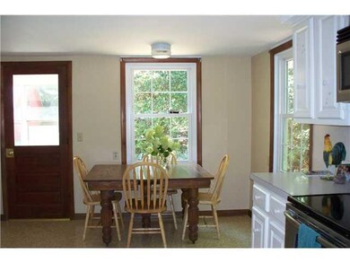 Kitchen Eat-in Kitchen