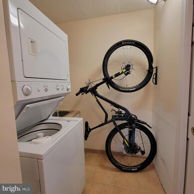 Montebello unit 1502, Alexandria, VA 22303 - photo 6