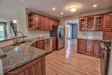 14 Ivy Dr, Shavertown, PA 18708 - photo 2