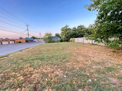 218 S College Ct, Tahlequah, OK 74464 - photo 6