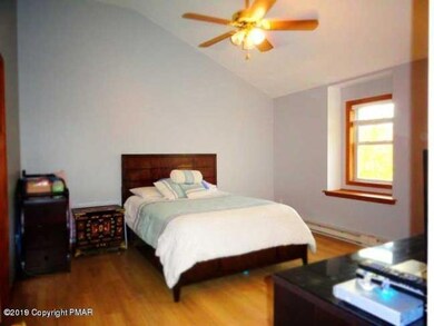 139 Hyland Dr, East Stroudsburg, PA 18301 - photo 5