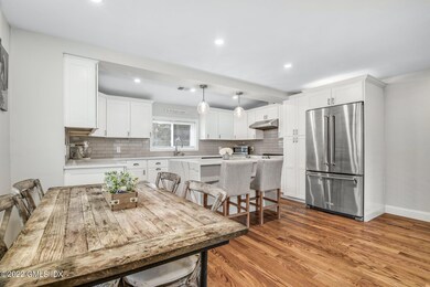 336 Palmer Hill Rd unit 1, Riverside, CT 06878 - photo 3