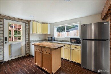 21255 15th Ave S, Des Moines, WA 98198 - photo 3