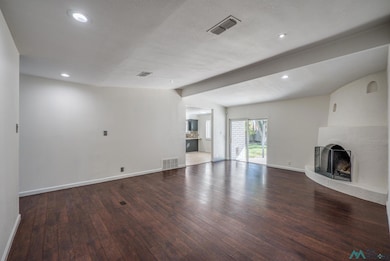 704 La Jolla Ln, Roswell, NM 88201 - photo 5