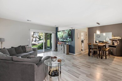 1662 Commodore Ct unit 3, Schaumburg, IL 60193 - photo 2