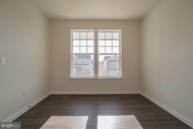 9184 Riverhill Rd, Laurel, MD 20723 - photo 6