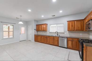 3223 Legends Creek Dr, Spring, TX 77386 - photo 6