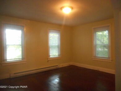 110 Monomonock Rd unit 2, Cresco, PA 18326 - photo 7