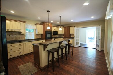 386 E Garfield Rd, Aurora, OH 44202 - photo 5