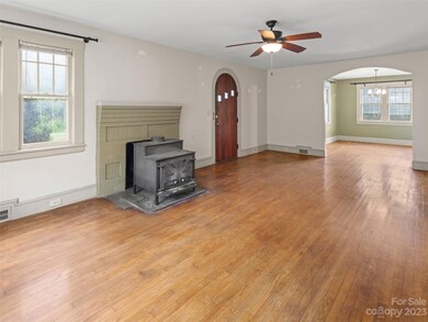 894 Old Leicester Hwy, Asheville, NC 28806 - photo 6