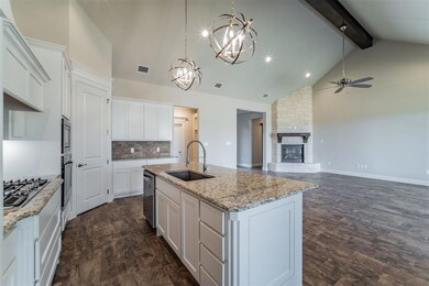 212 Maverick Ct, Granbury, TX 76049 - photo 7