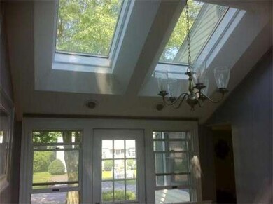 19 Blossom Ln, Weymouth, MA 02188 - photo 3