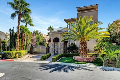 Front of home... electric front gate