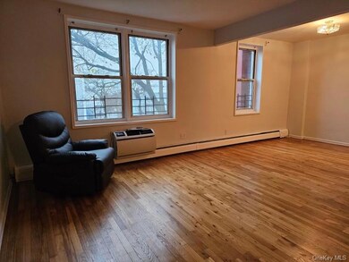 151-05 Cross Island Pkwy unit 3E, Whitestone, NY 11357 - photo 5