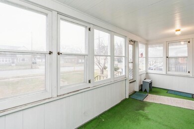 2310 E Grand Ave, Des Moines, IA 50317 - photo 3