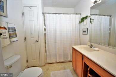 1465 Falcon Nest Ct, Arnold, MD 21012 - photo 6