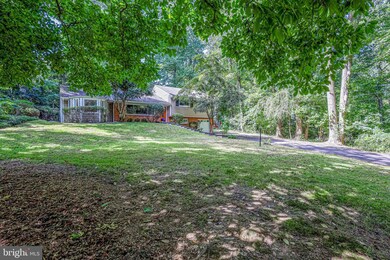 3802 Hillcrest Ln, Annandale, VA 22003 - photo 5