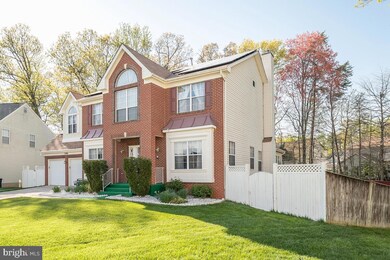 5706 Lyngate Ct, Lanham, MD 20706 - photo 2