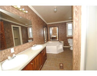 Master Bath/Spa.